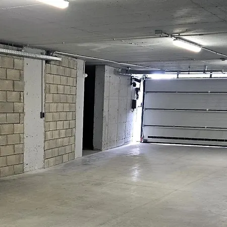 Apartament Luxury 2 Flat Free Parking, Pool And Wifi Warna